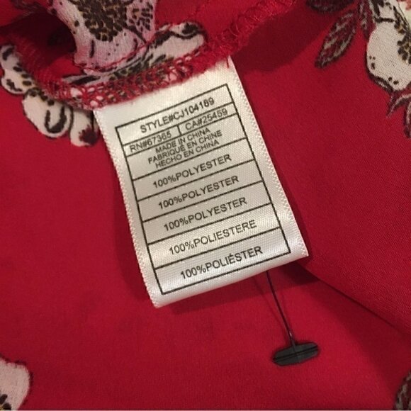 Cupcakes & Cashmere Tipton floral Blouse Size Medium - Picture 8 of 9